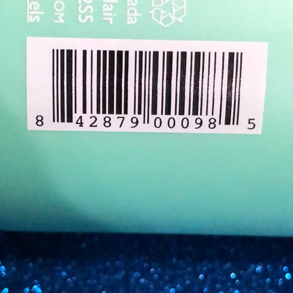 NEW Design.me gloss me hydrating treatment mask - Picture 8 of 8